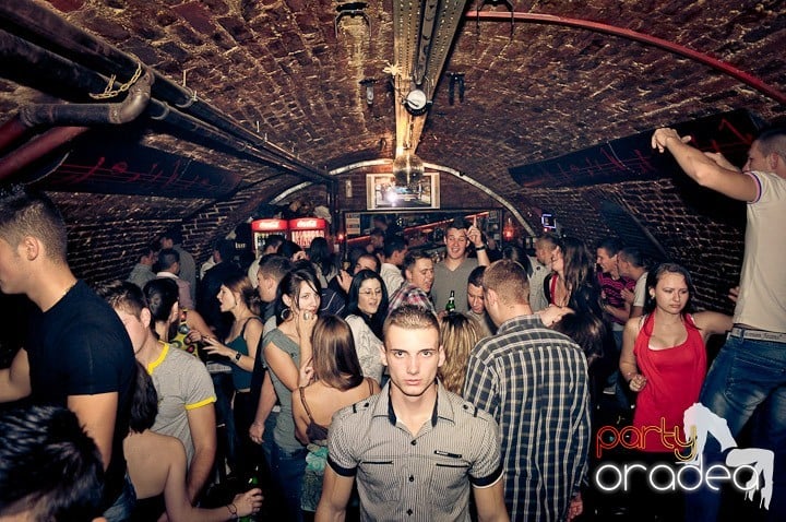 Party @ Escape, 