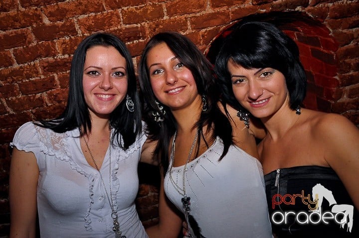 Party @ Escape, 