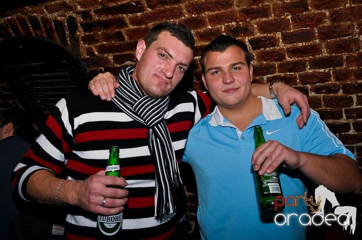 Party @ Escape, 