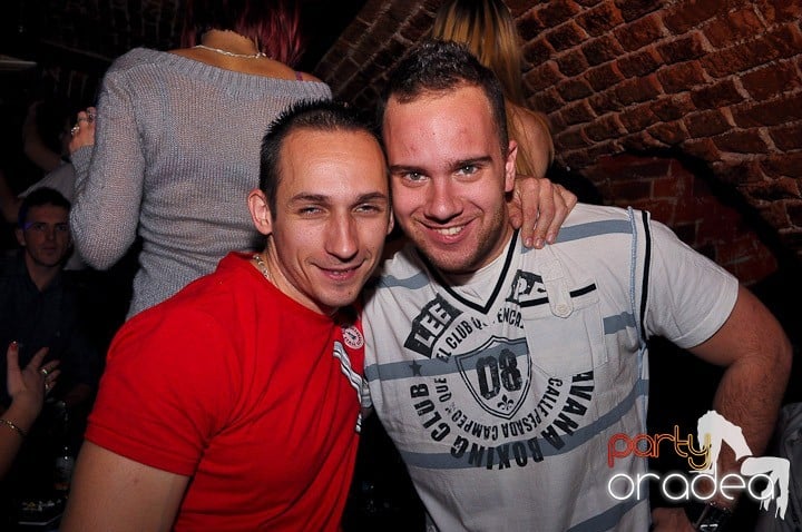 Party @ Escape, 