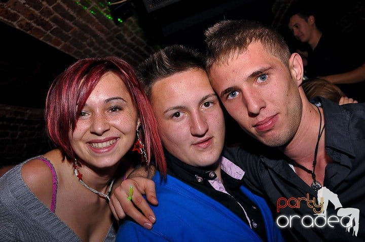 Party @ Escape, 