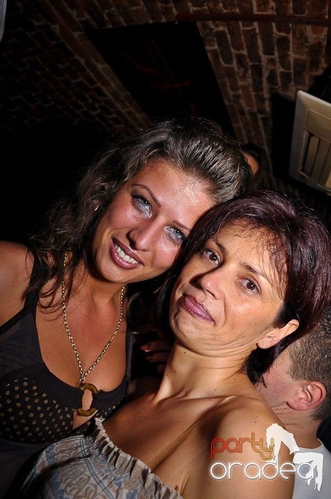 Party @ Escape, 