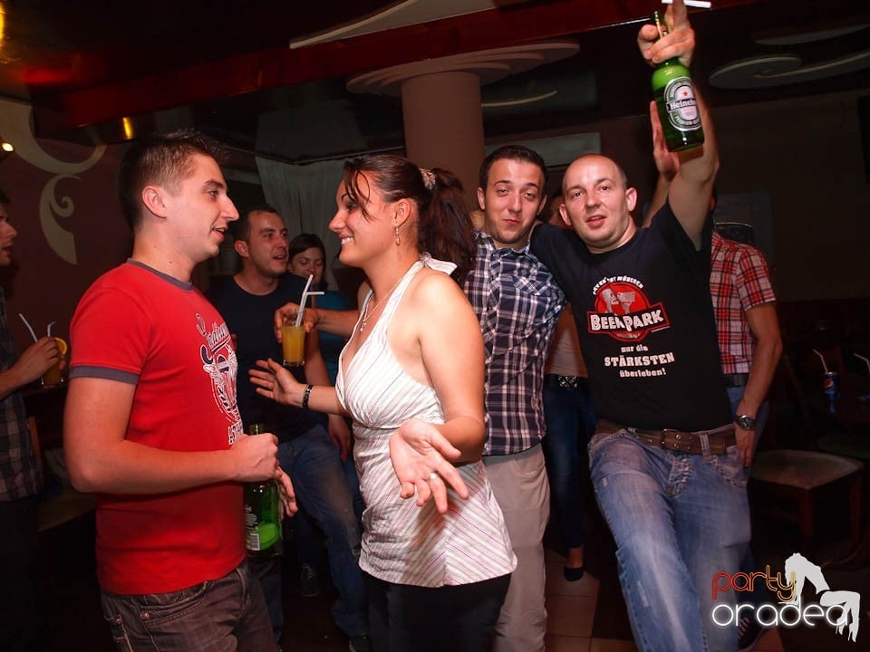 Party în Chanson, 