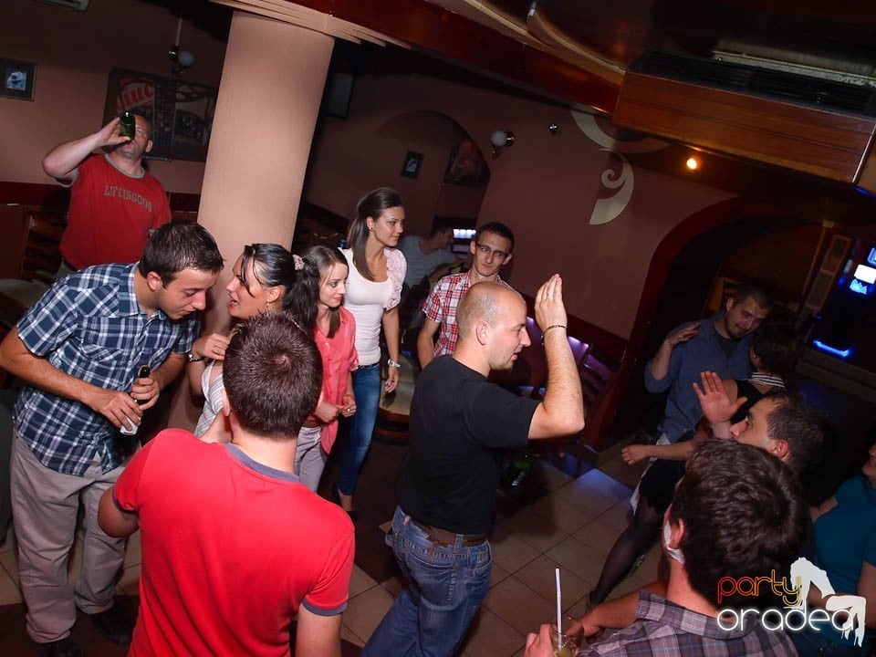Party în Chanson, 