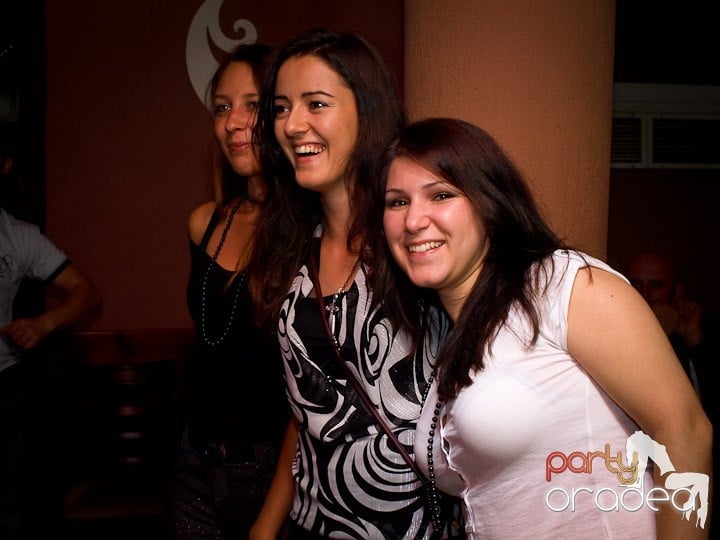 Party în Chanson, 