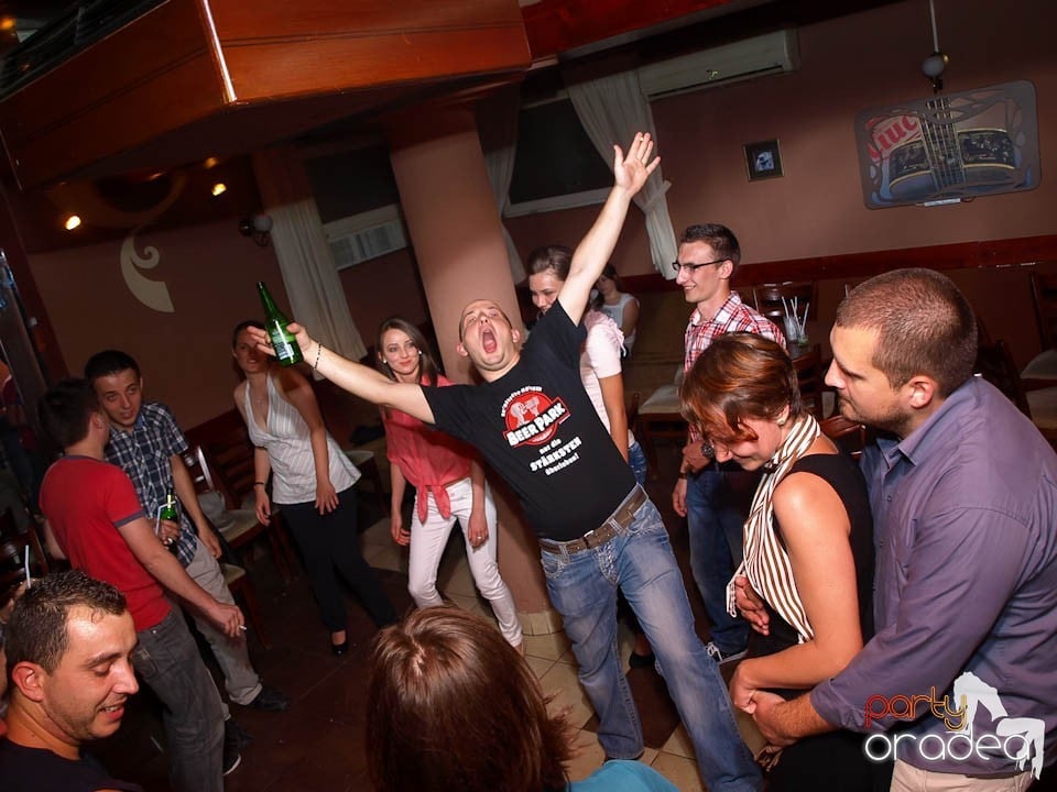 Party în Chanson, 