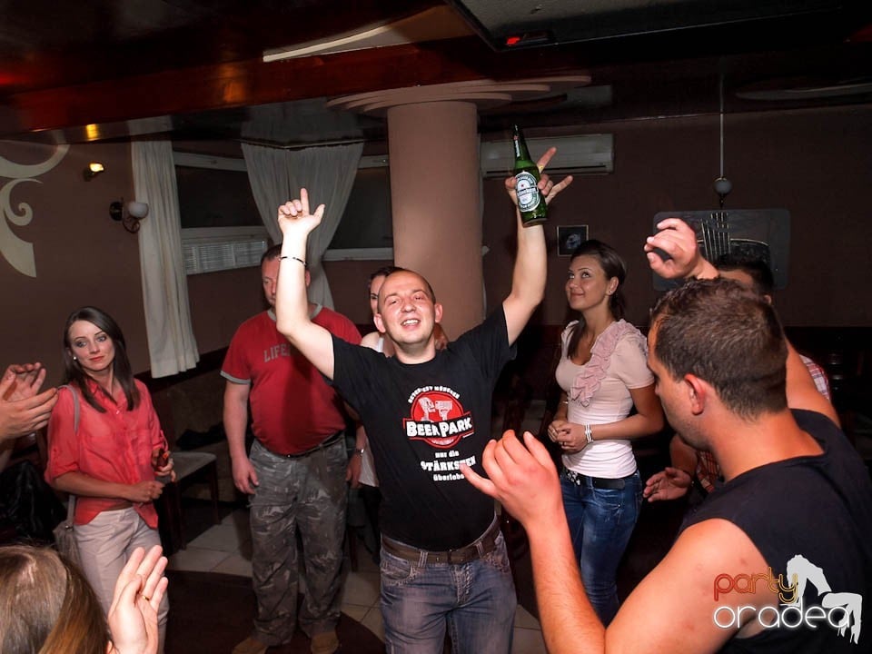 Party în Chanson, 
