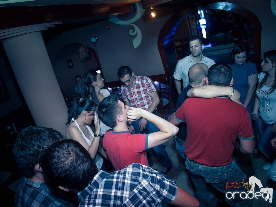 Party în Chanson, 