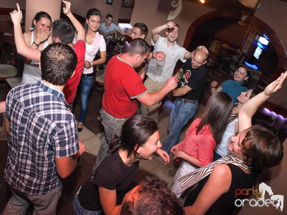 Party în Chanson, 