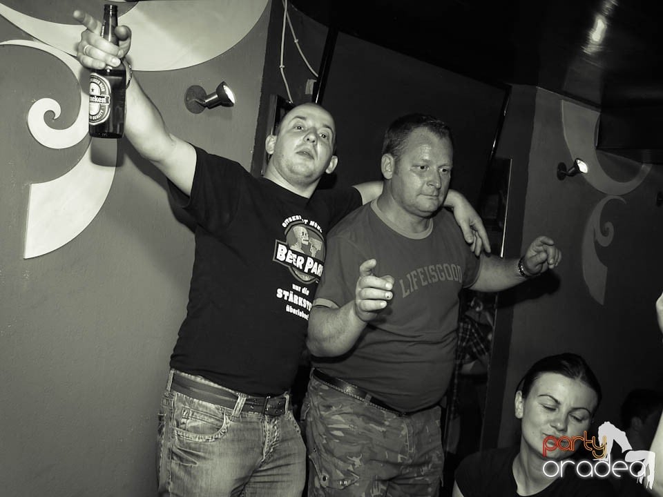 Party în Chanson, 