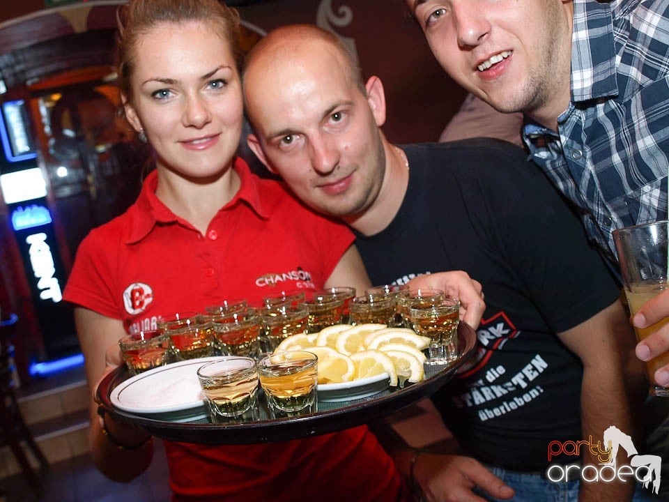 Party în Chanson, 
