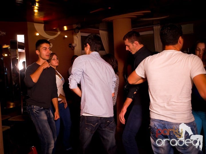 Party în Chanson, 