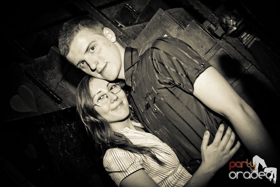 Party în Club Downtown, 