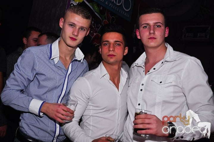 Party în Club Heat, 