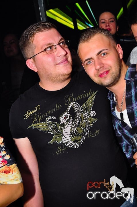 Party în Club Heat, 