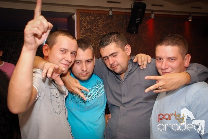 Party în Club Rio, 