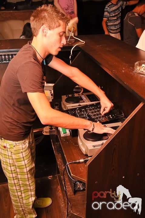 Party în Club Seven, 