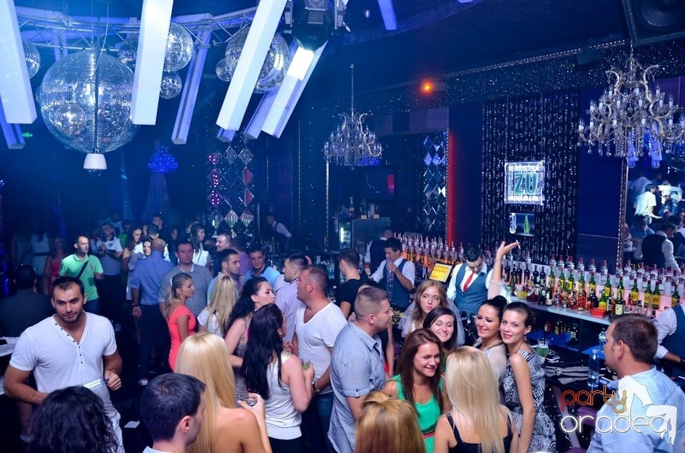 Party în Club The One cu DJ Ben Boognar,
