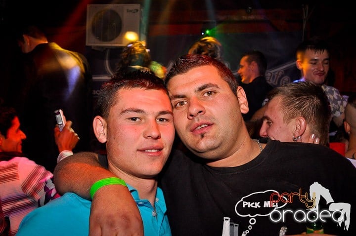Party în Disco Faház,