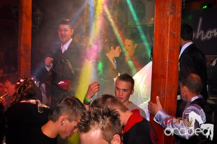 Party în Disco Faház,