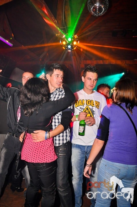 Party în Disco Faház,