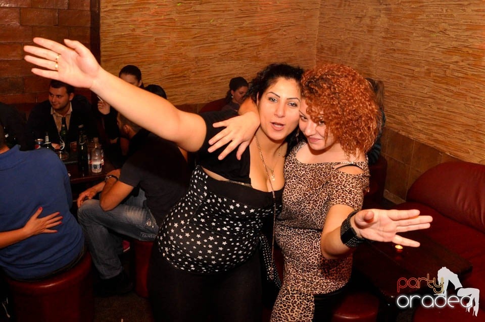 Party în Downtown Club, 