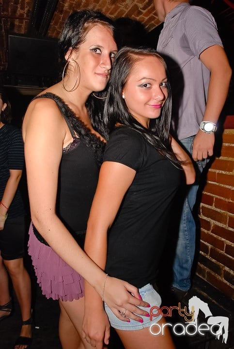 Party în Escape, 