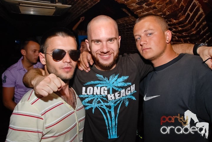 Party în Escape, 