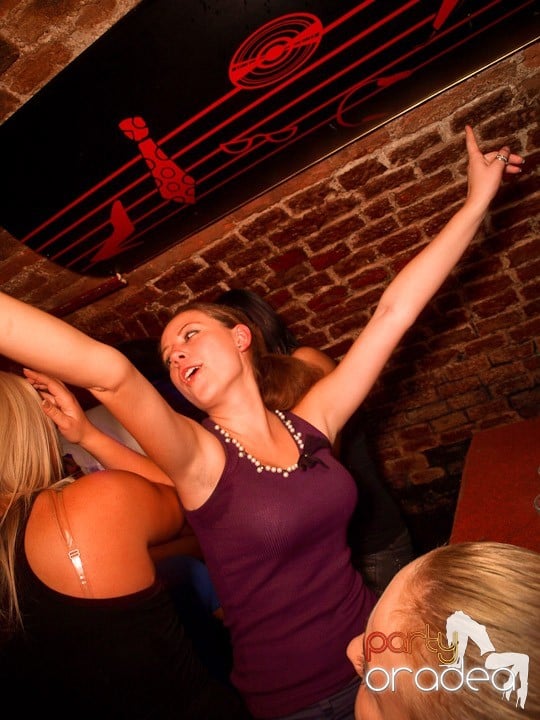 Party în Escape, 