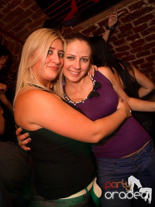 Party în Escape, 