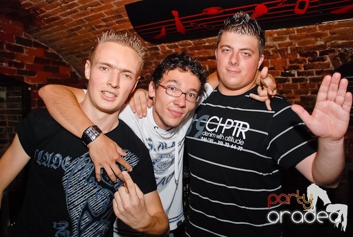 Party în Escape, 