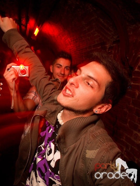Party în Escape, 