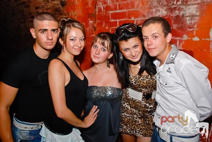 Party în Escape, 