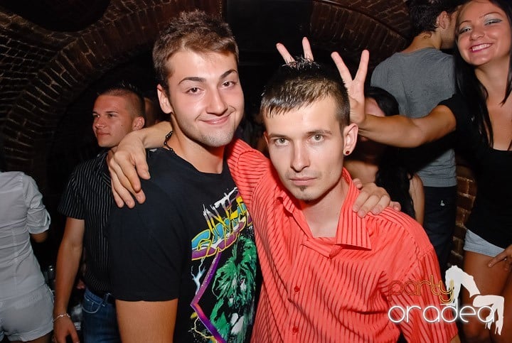 Party în Escape, 