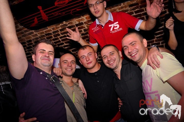 Party în Escape, 