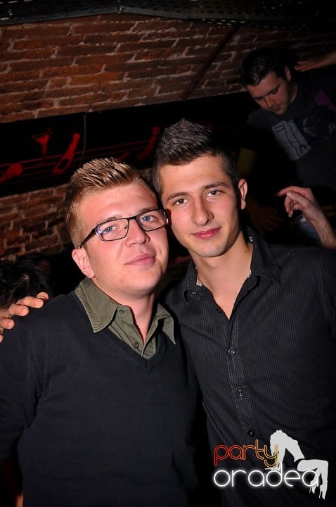 Party în Escape, 