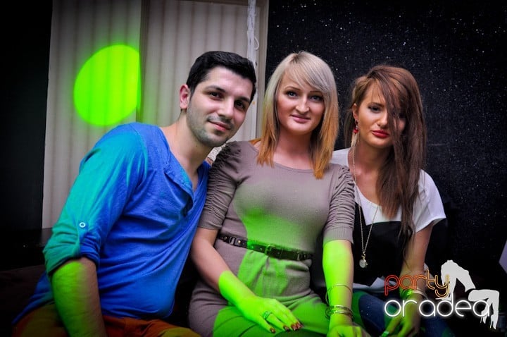 Party în Heat Club, 