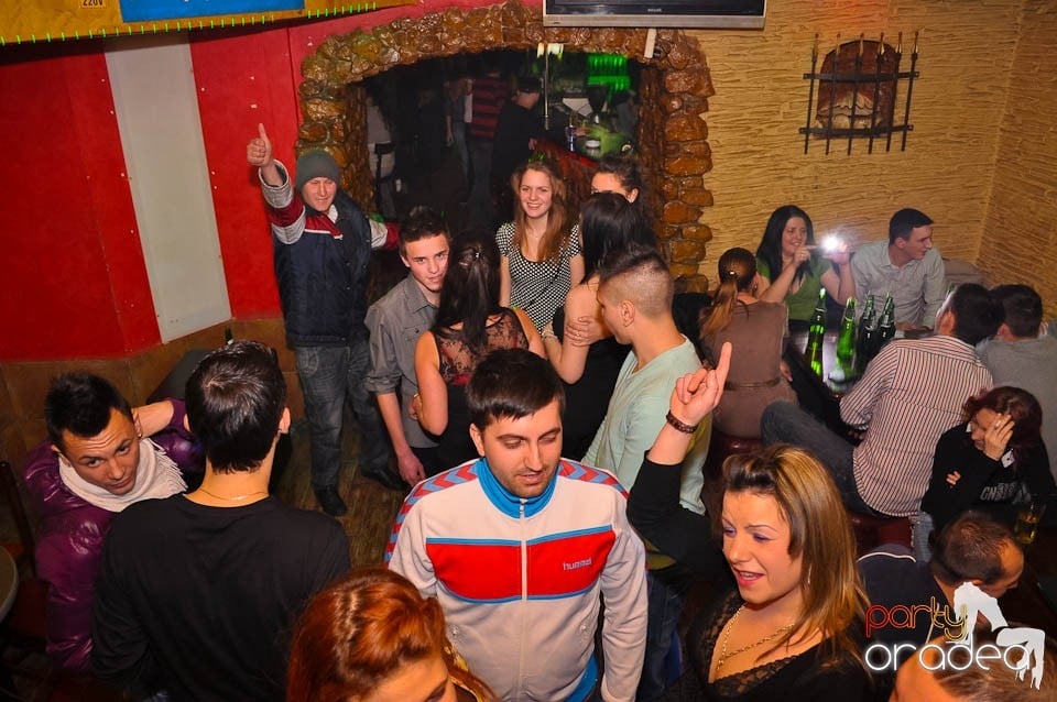 Party time în Downtown, 