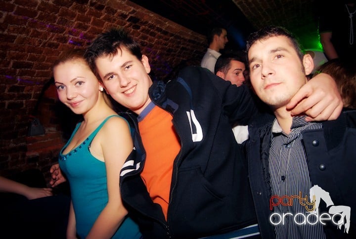 Party time în Escape, 