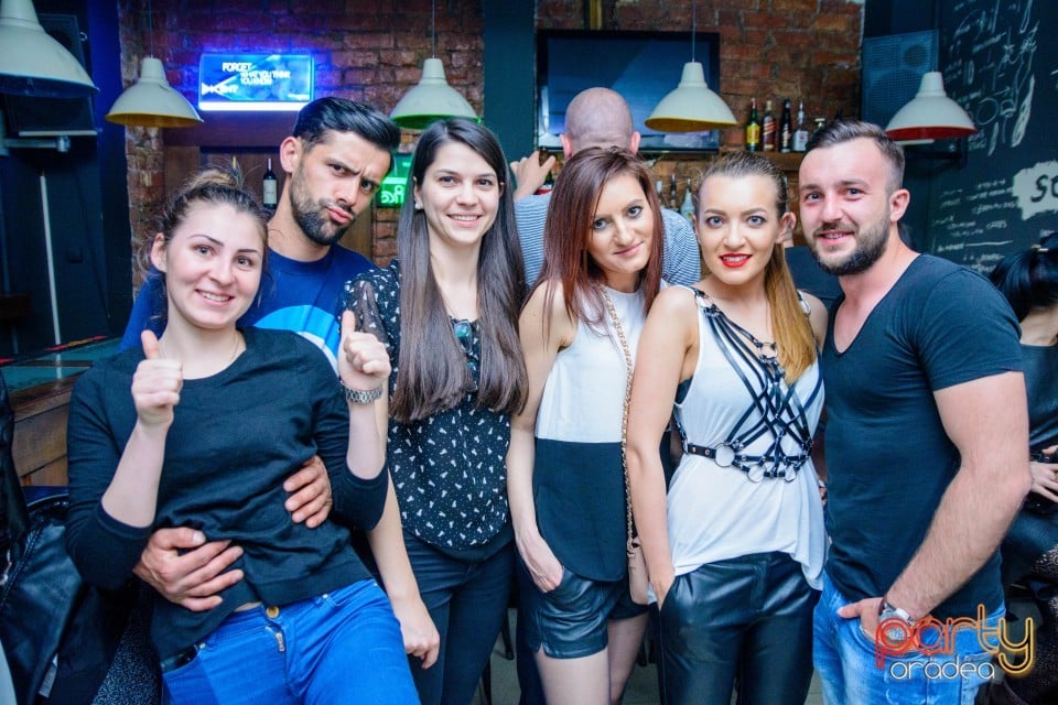 Party with Albui în Juice, Juice
