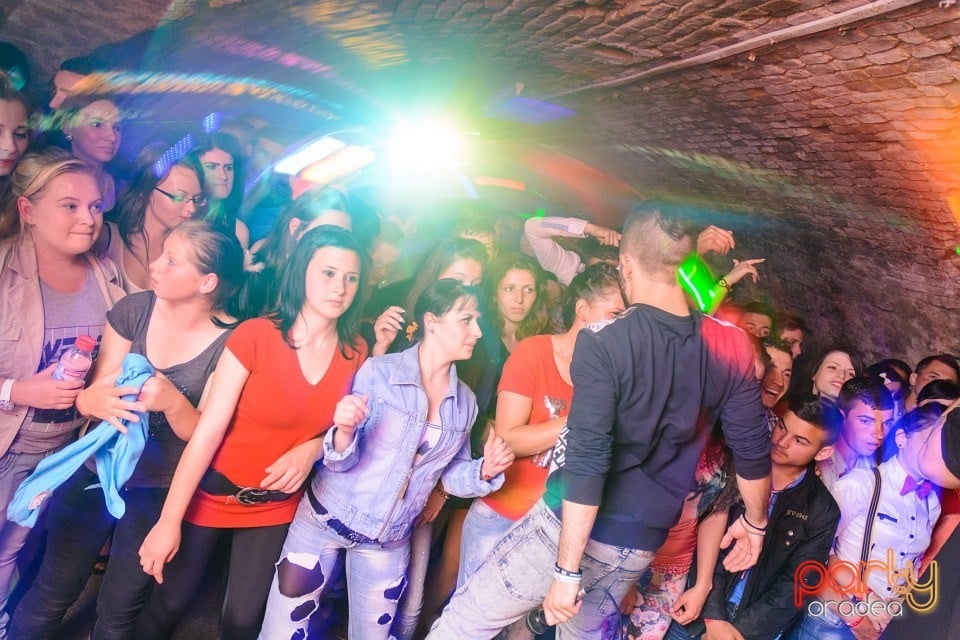 Party with Young G, 