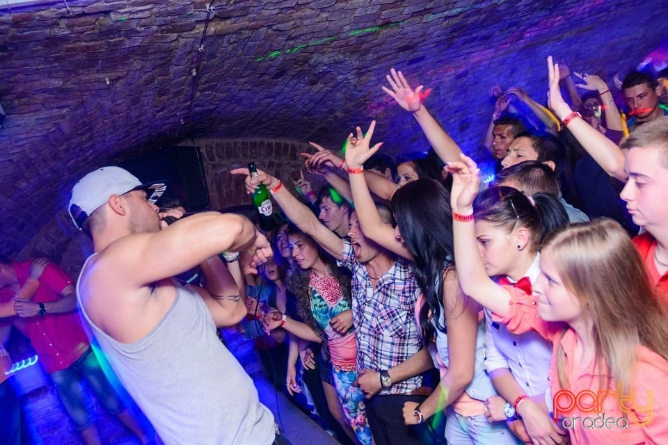 Party with Young G, 