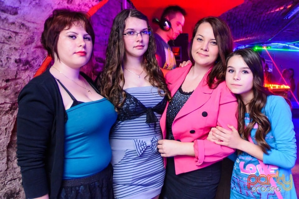 Party with Young G, 