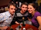 Petrecem în continuare în Chanson