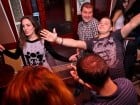 Petrecem în continuare în Chanson