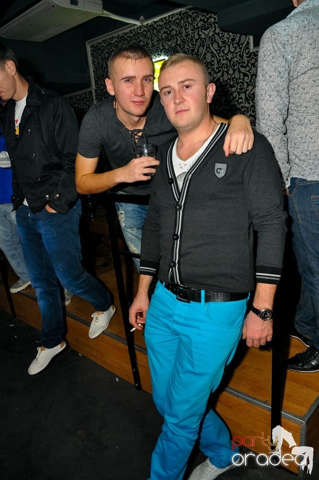 Petrecere cu Blaga de la Oradea în Club Life,