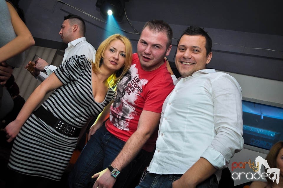 Petrecere cu DJ Mahony în Heat,