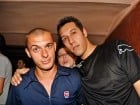 Petrecere de sfârşit de săptămână în Seven