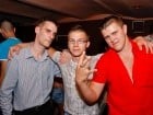 Petrecere de sfârşit de săptămână în Seven