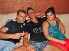 Petrecere de sfârşit de săptămână în Seven
